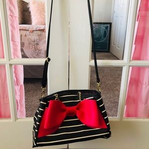 Betsey Johnson Crossbody Pink Bow Purse 👛